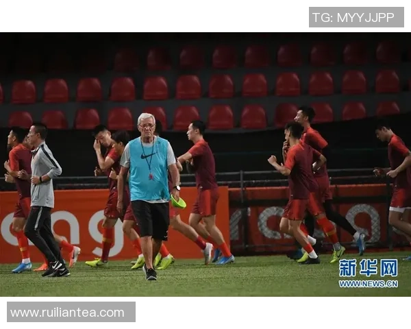 足球豪门风云球员亲笔信揭示背后的荣耀与挑战